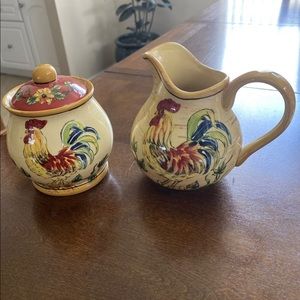 Gorgeous Rustic Rooster Ceramic Creamer & Sugar Bowl w/Lid-Great Display Pieces